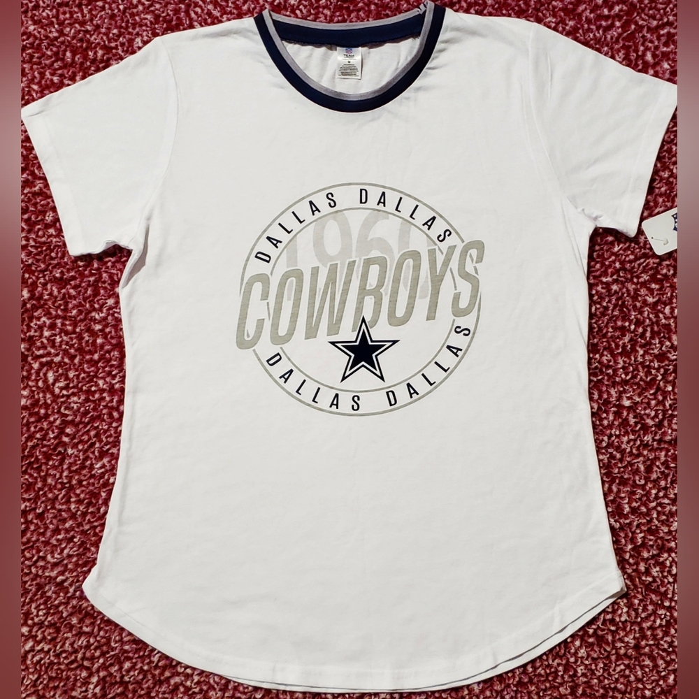 Woman's DALLAS COWBOYS "Poise" White Top (S, M, L)